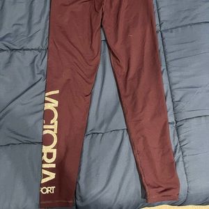 Women’a Victoria Secret Sport Leggings
